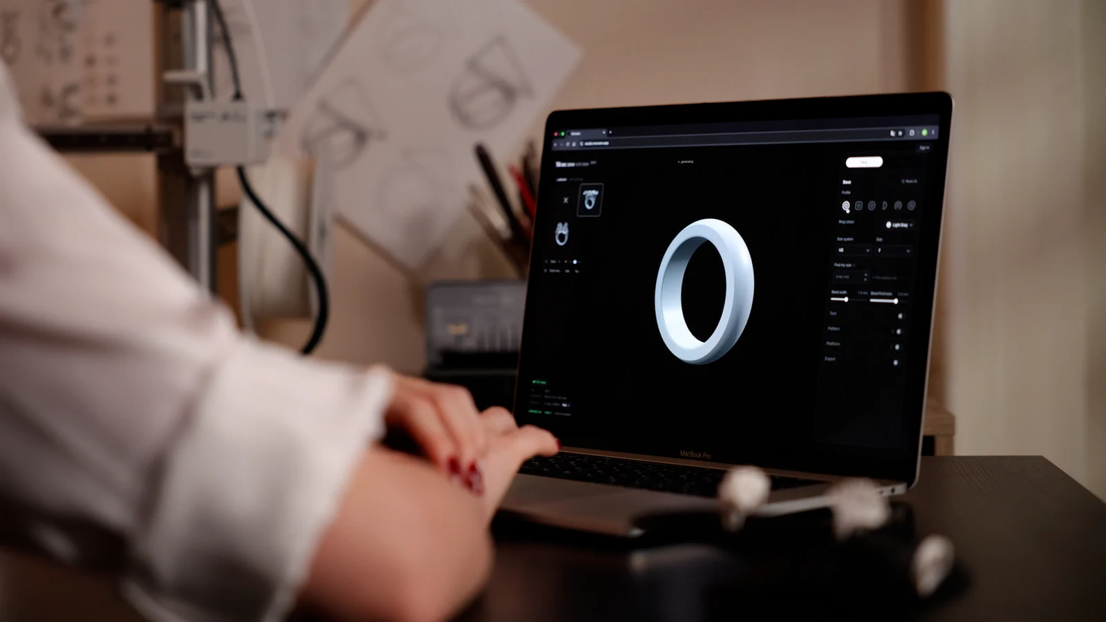 A ring model on the Morcano Studio screen, close up.